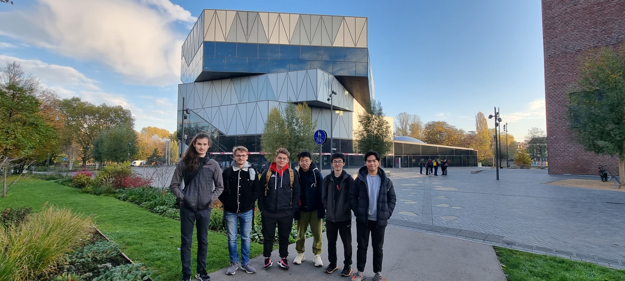 Ausflug zur Experimenta in Heilbronn und Besuch des Werksgeländes der BASF in Ludwigshafen