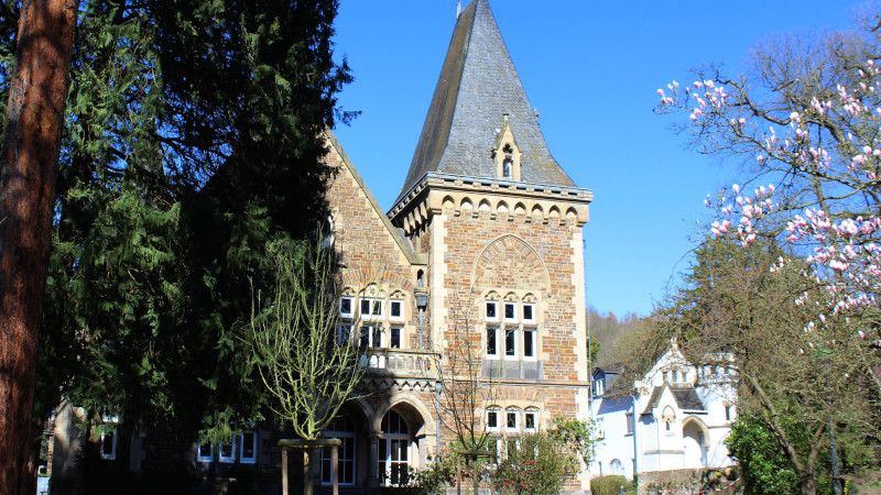 Schloss Hagerhof – Privatschule mit Montessori-Pädagogik